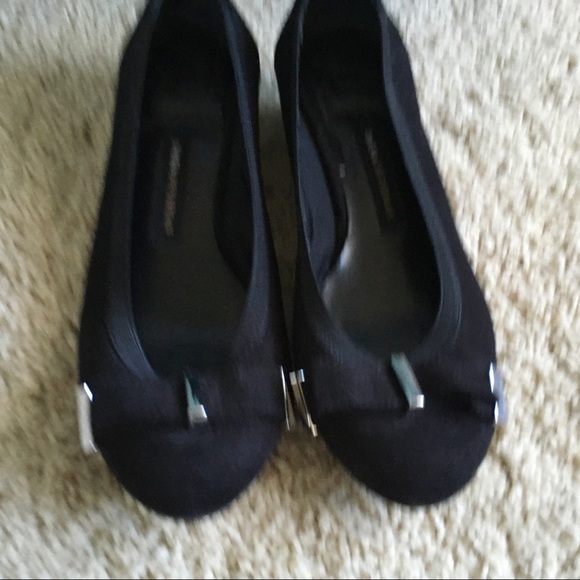 Shoes - Picture 1 of 3